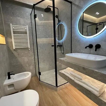 Apartment Sweet 7